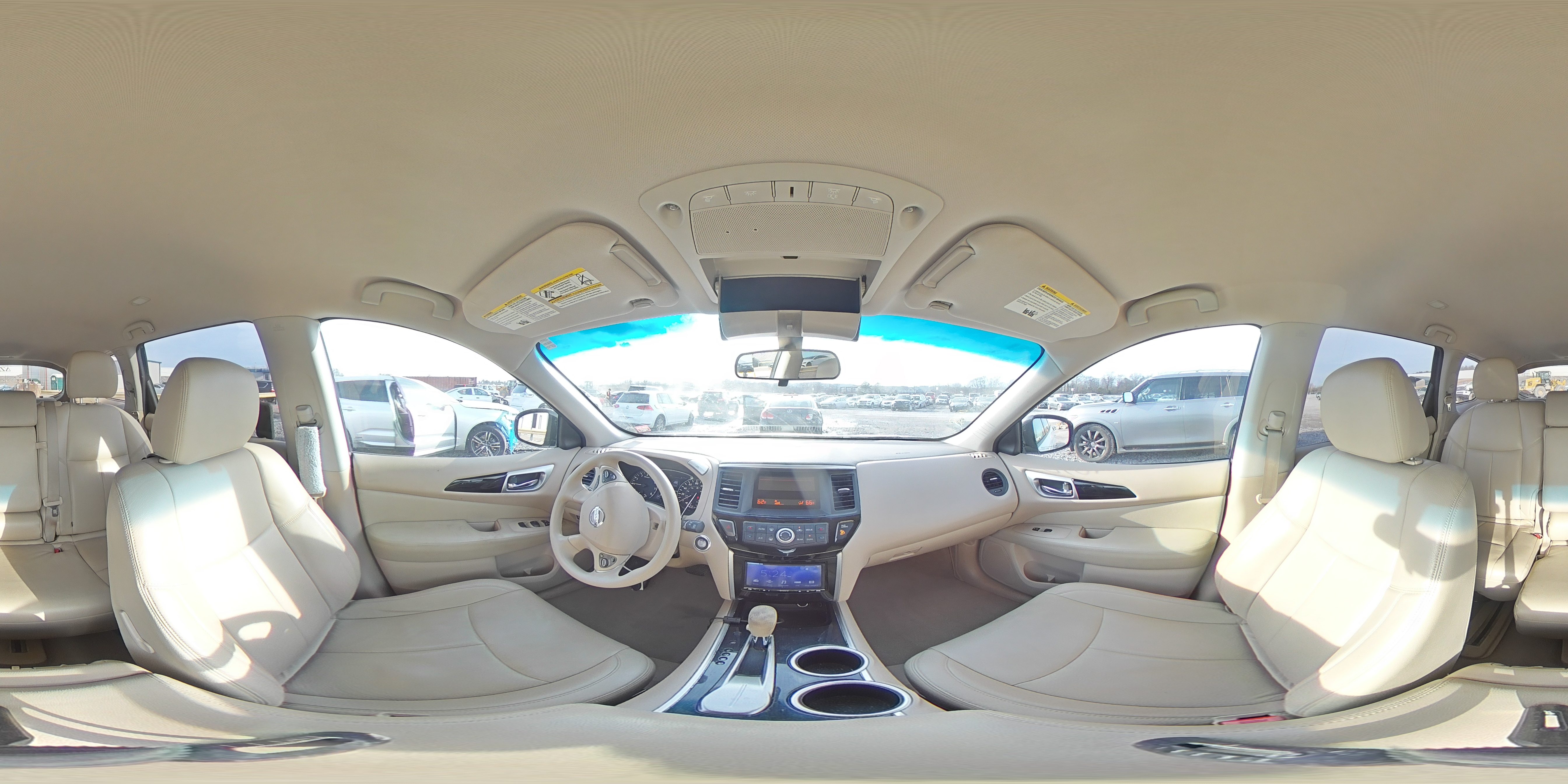 2015 Nissan Pathfinder - Image 15