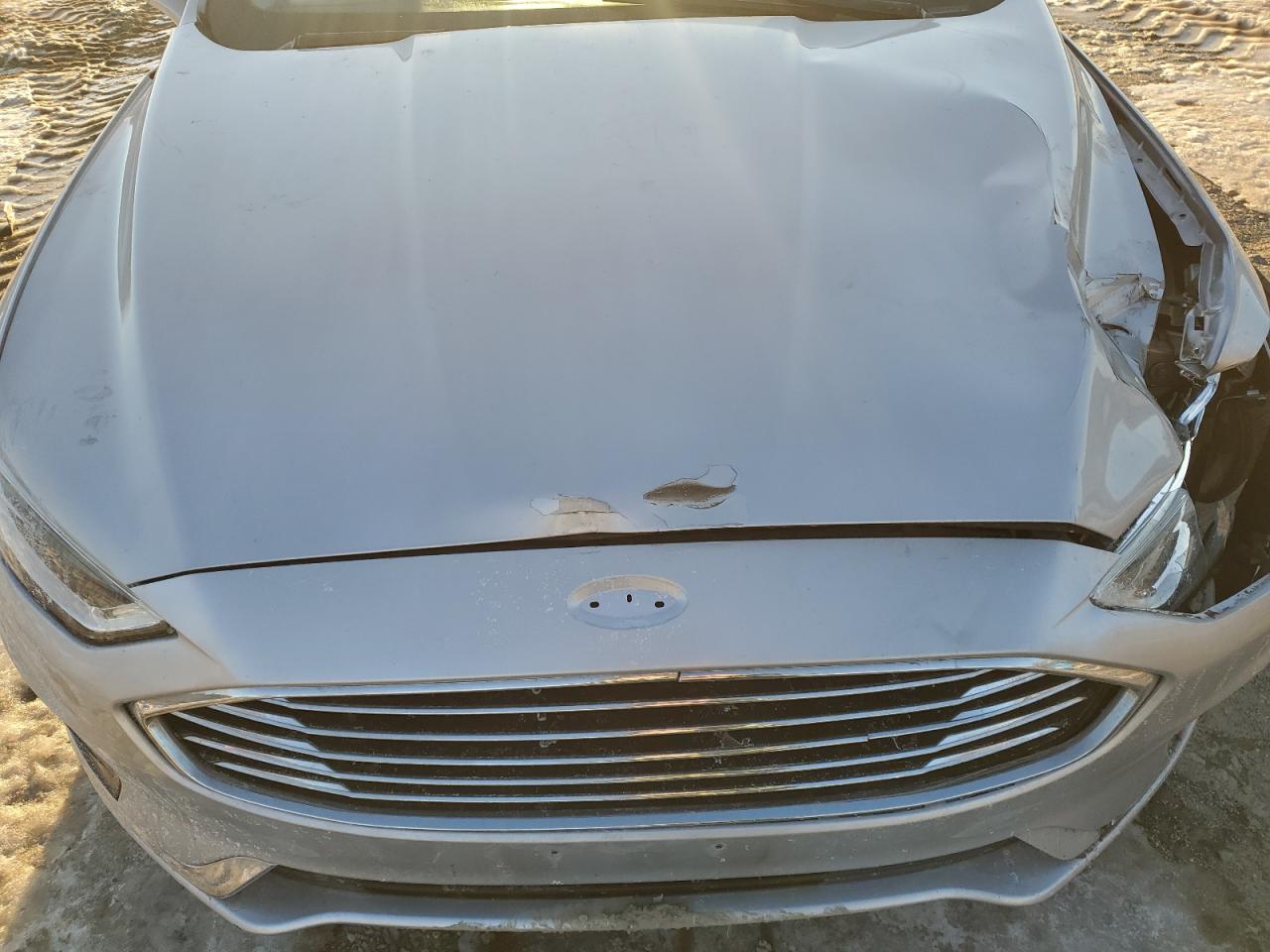 2019 Ford Fusion - Image 12