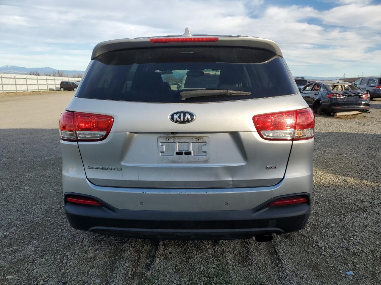 VIN 5XYPGDA36GG047628 2016 KIA SORENTO no.6