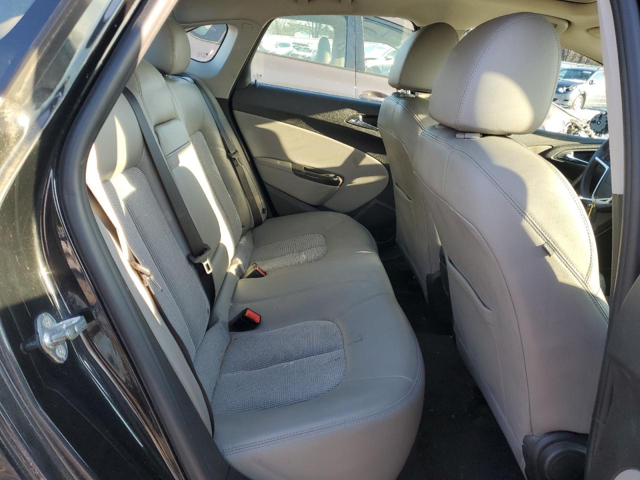 2017 Buick Verano - Image 10