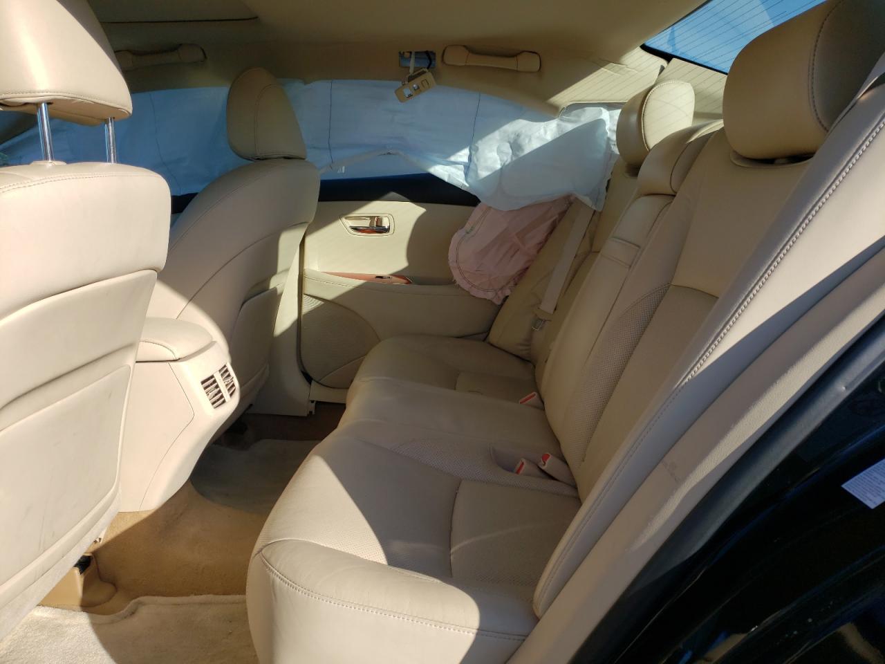 2012 Lexus ES - Image 10