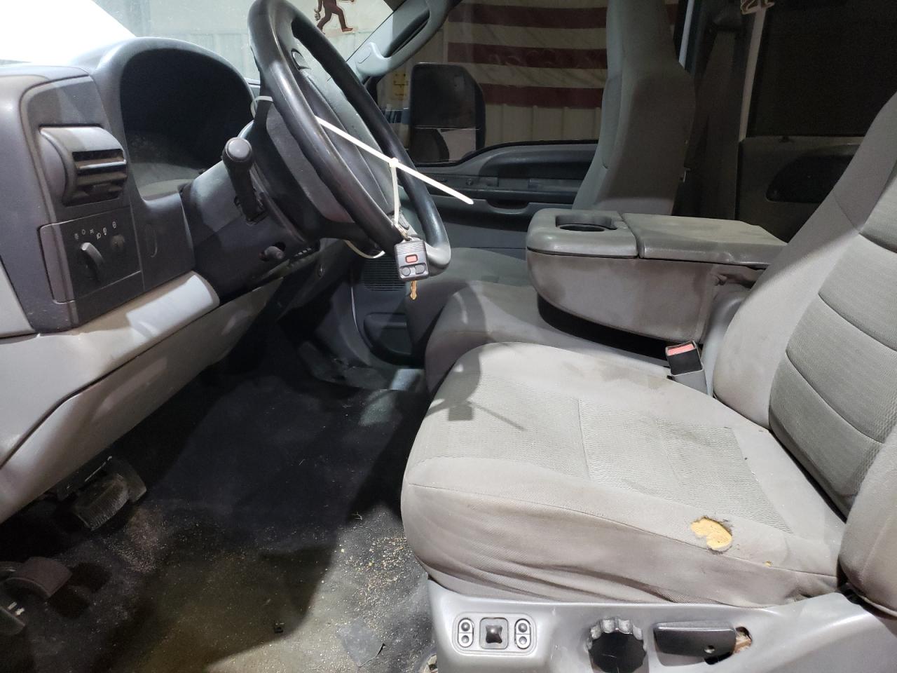 2005 Ford F250 - Image 7