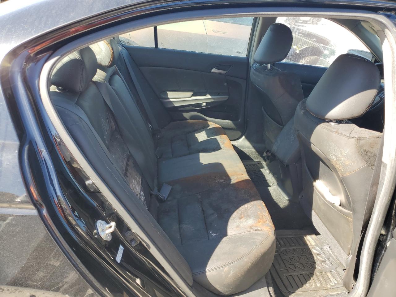 2010 Honda Accord - Image 10