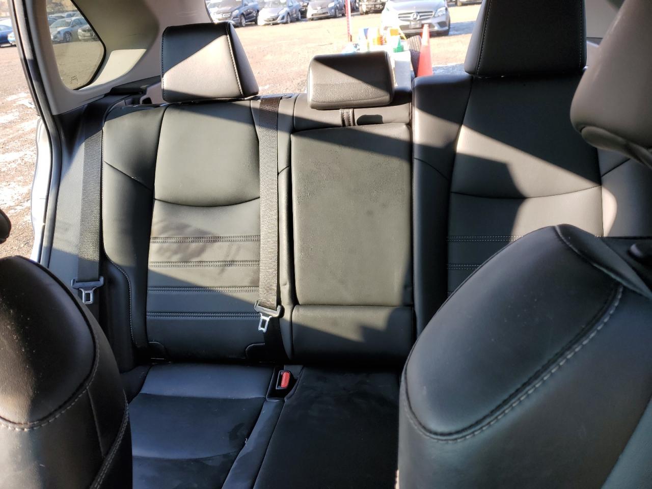2020 Toyota RAV 4 - Image 10