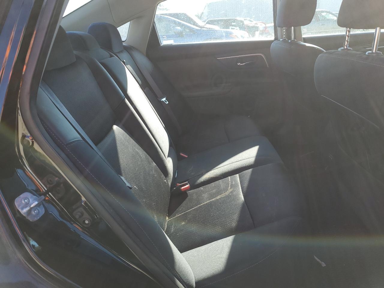 2017 Nissan Altima - Image 10