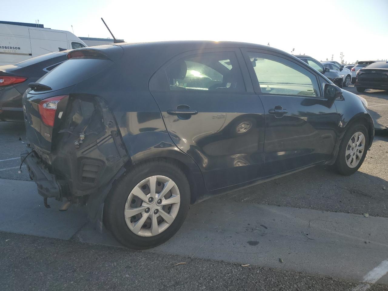 VIN KNADM5A30D6319197 2013 KIA RIO no.3