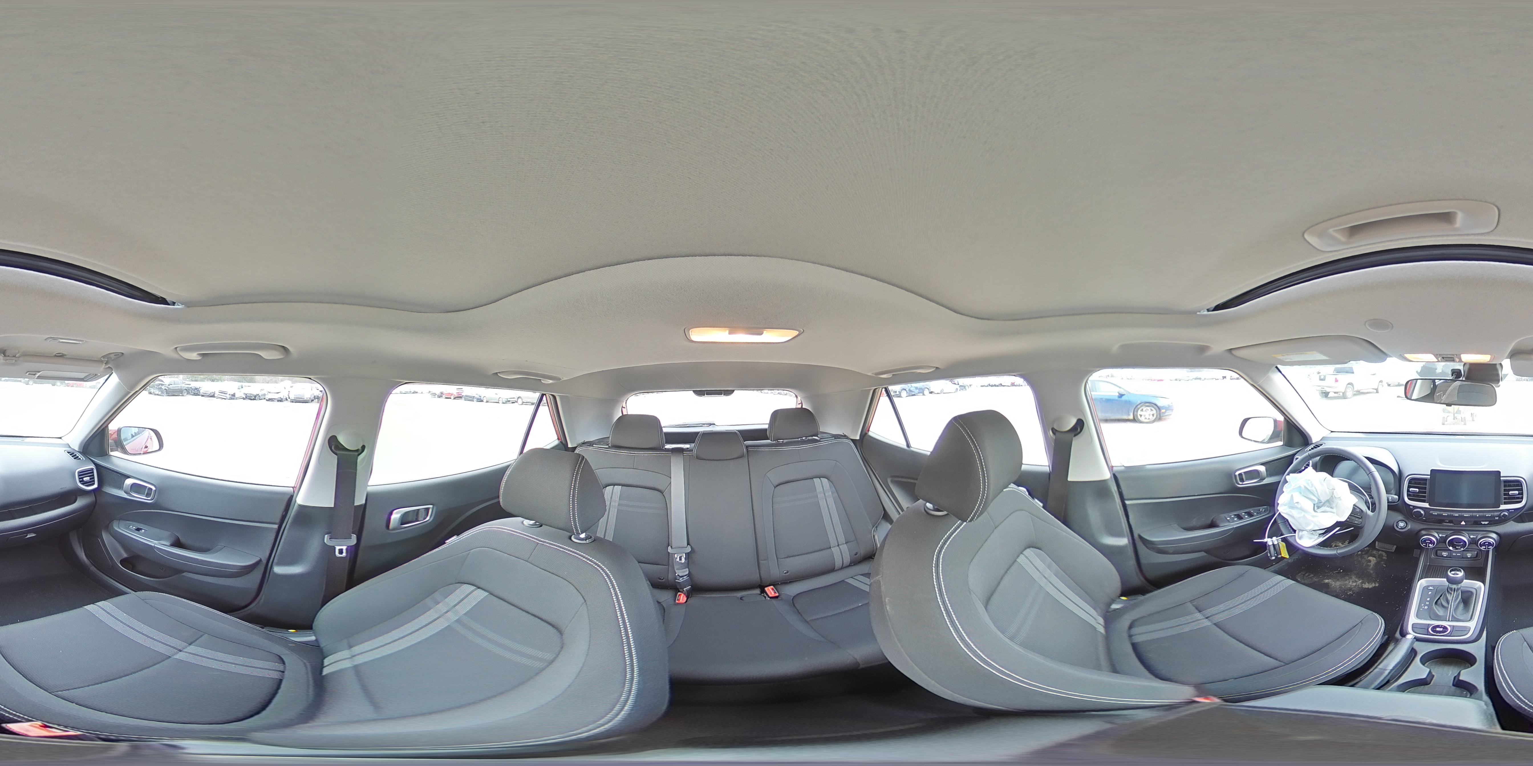 2024 Hyundai Venue - Image 13