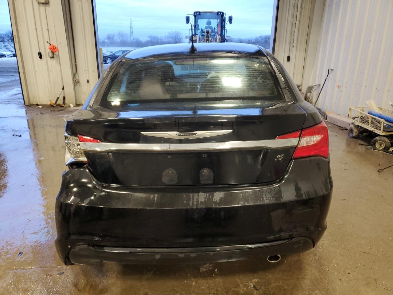 2013 Chrysler 200 - Image 6