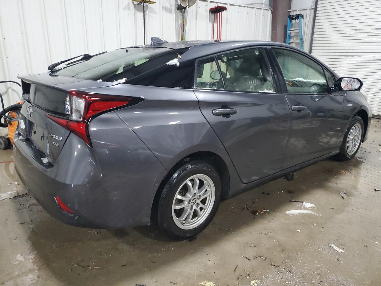 VIN JTDL9RFU9K3011257 2019 TOYOTA PRIUS no.3