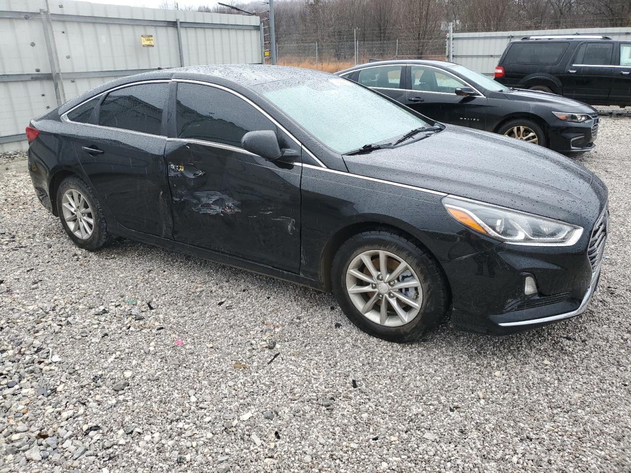 2019 Hyundai Sonata - Image 4