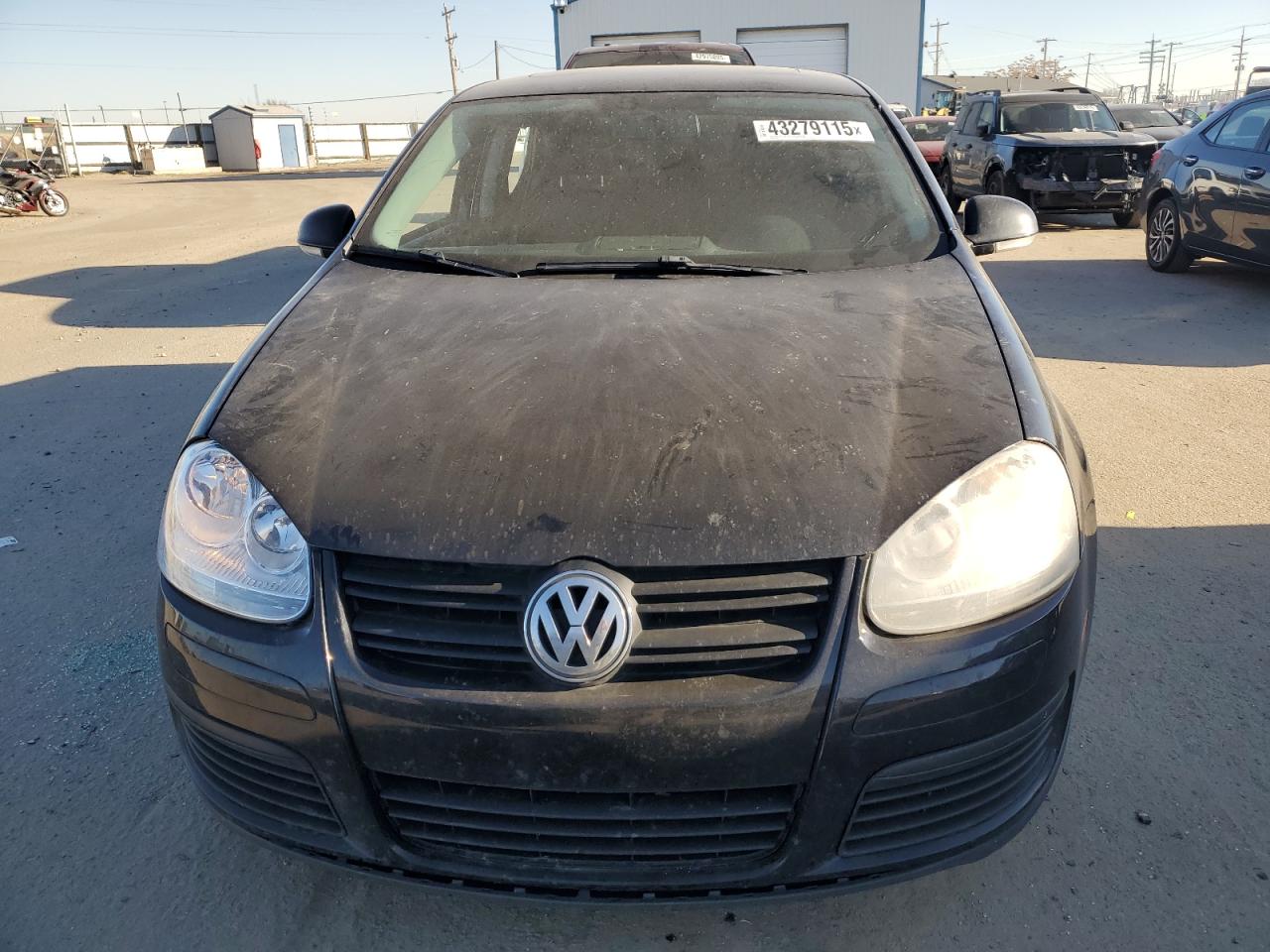 2010 Volkswagen Jetta - Image 5