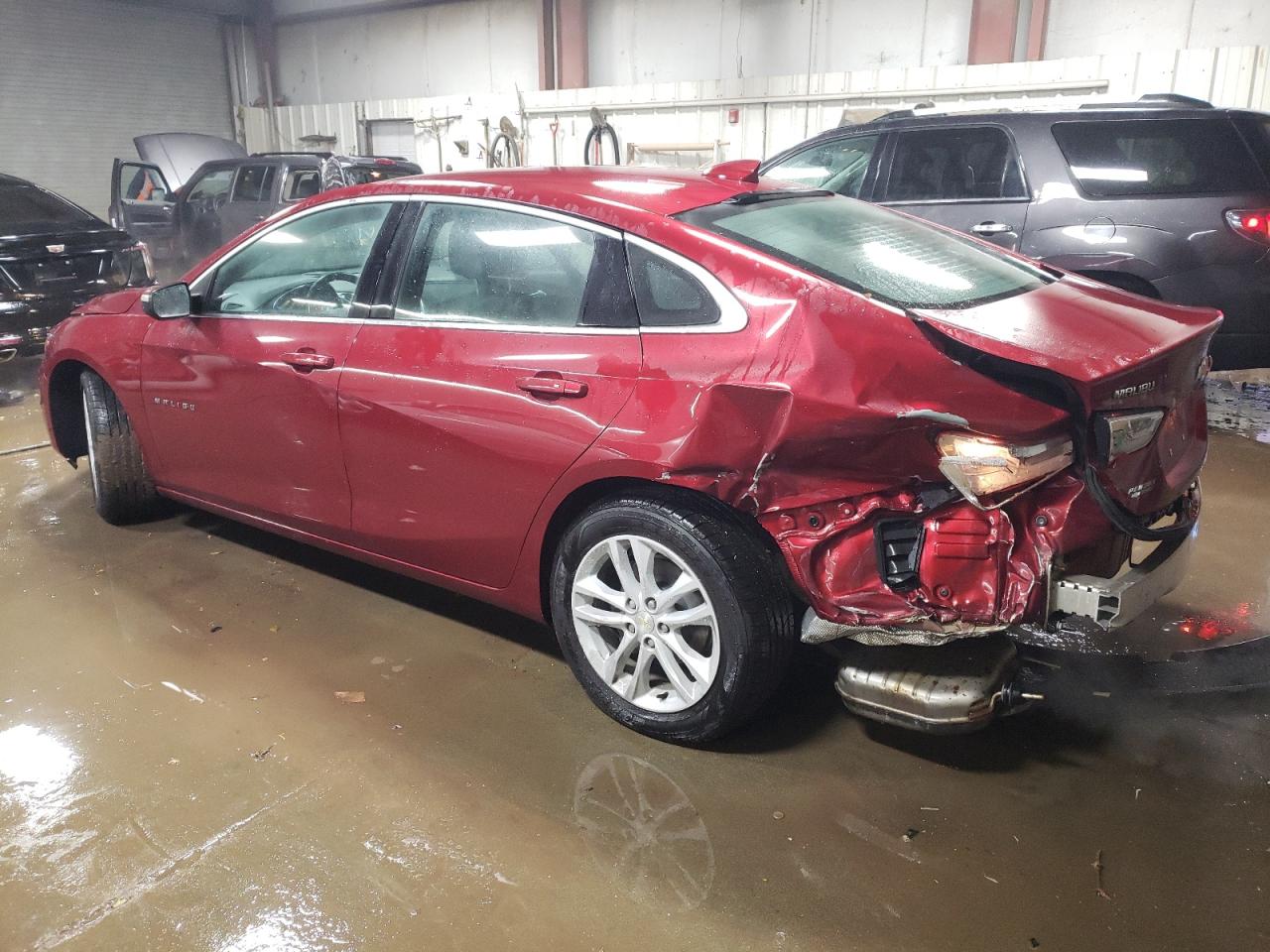 2018 Chevrolet Malibu - Image 2