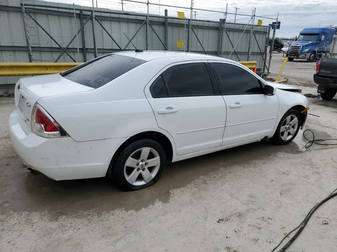 2007 Ford Fusion - Image 3