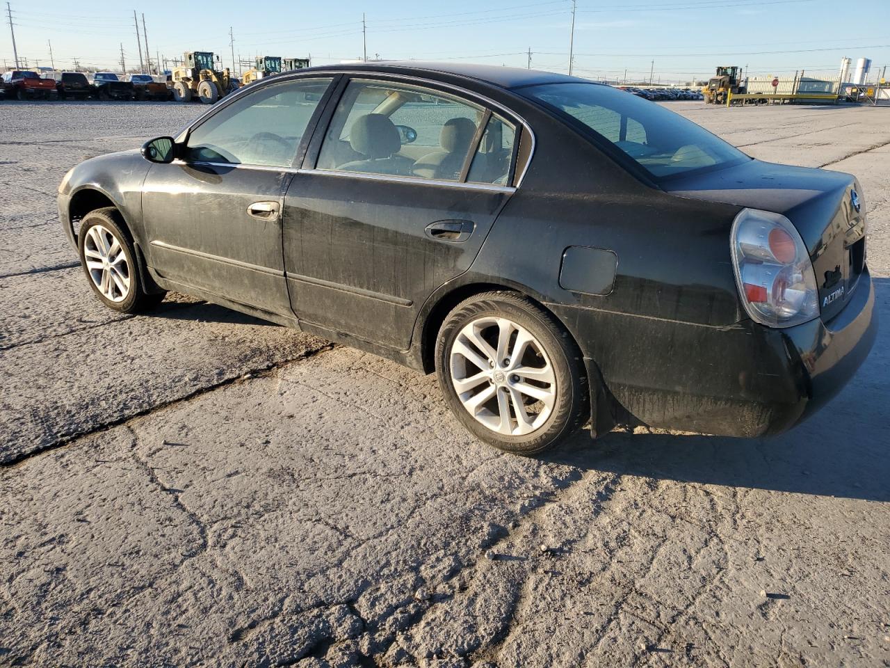 2003 Nissan Altima - Image 2