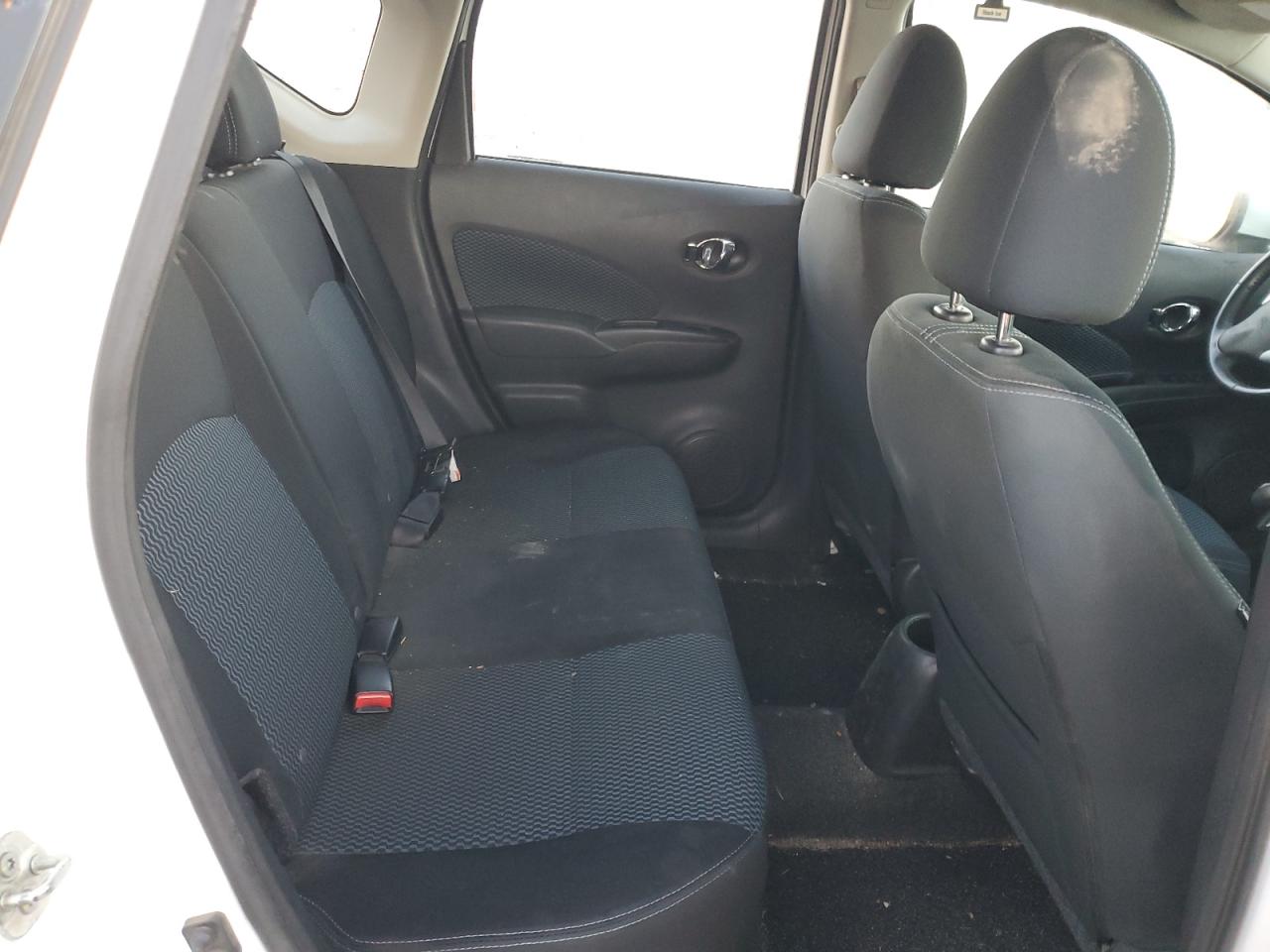 2019 Nissan Versa - Image 10