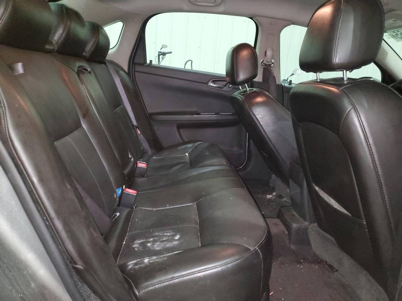 2008 Chevrolet Impala - Image 10