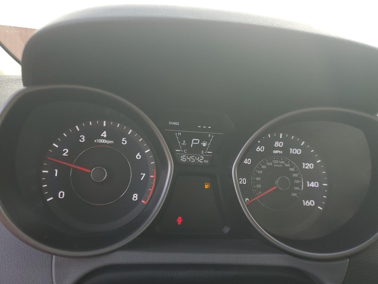2014 Hyundai Elantra - Image 9