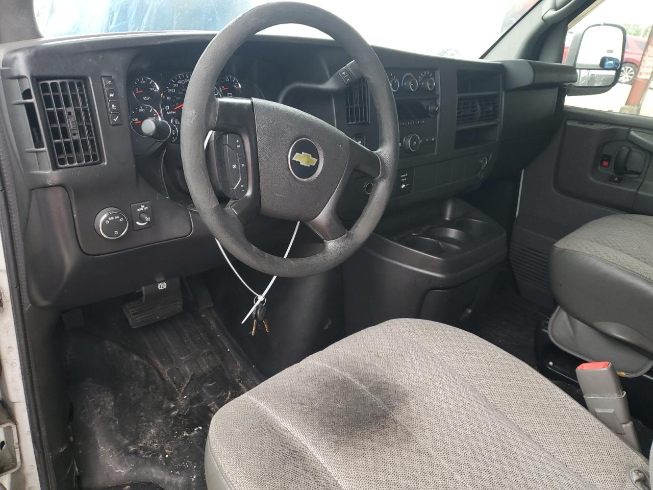 2013 Chevrolet Express - Image 8