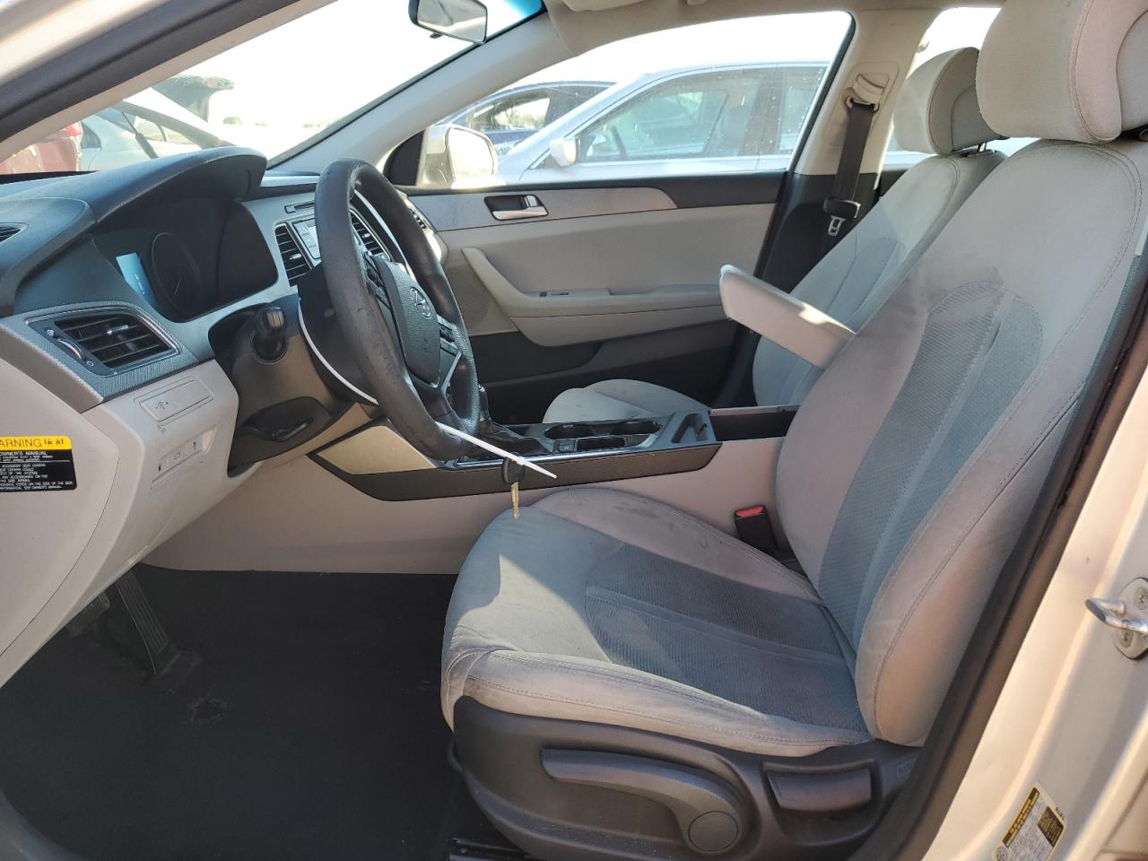 2015 Hyundai Sonata - Image 7