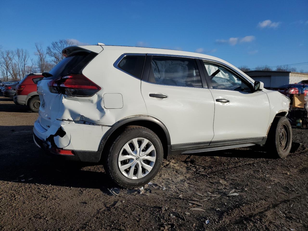 2020 Nissan Rogue - Image 3