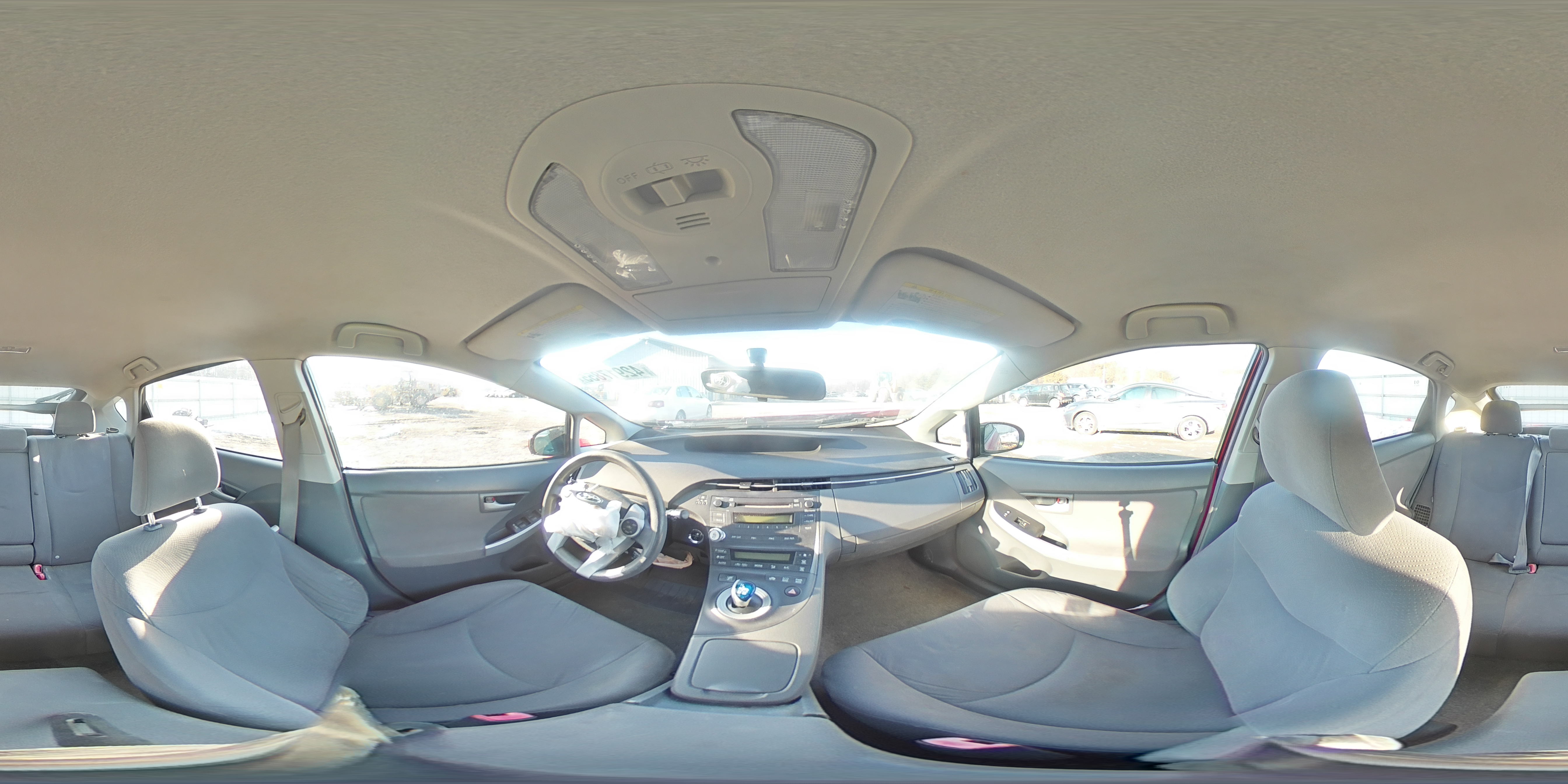 2010 Toyota Prius - Image 13