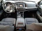 2016 Toyota Highlander Le for Sale in Franklin, WI - Front End