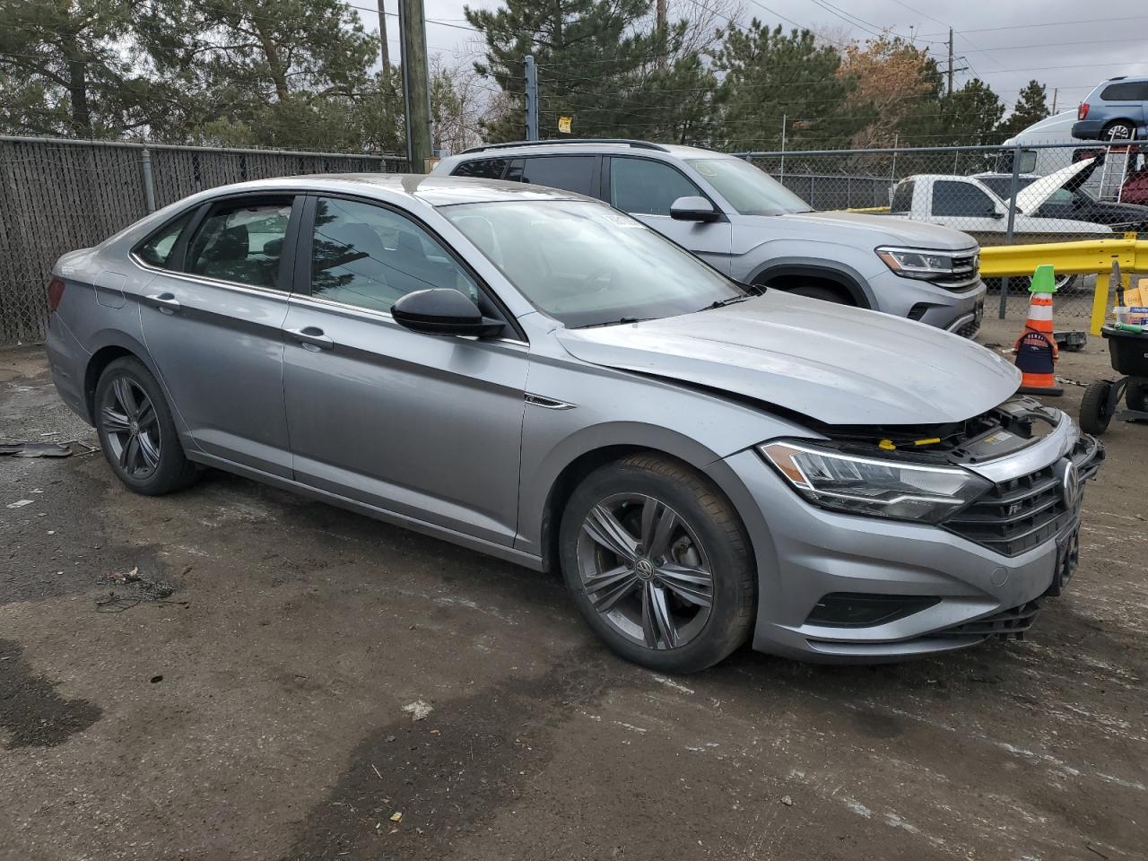 2020 Volkswagen Jetta - Image 4