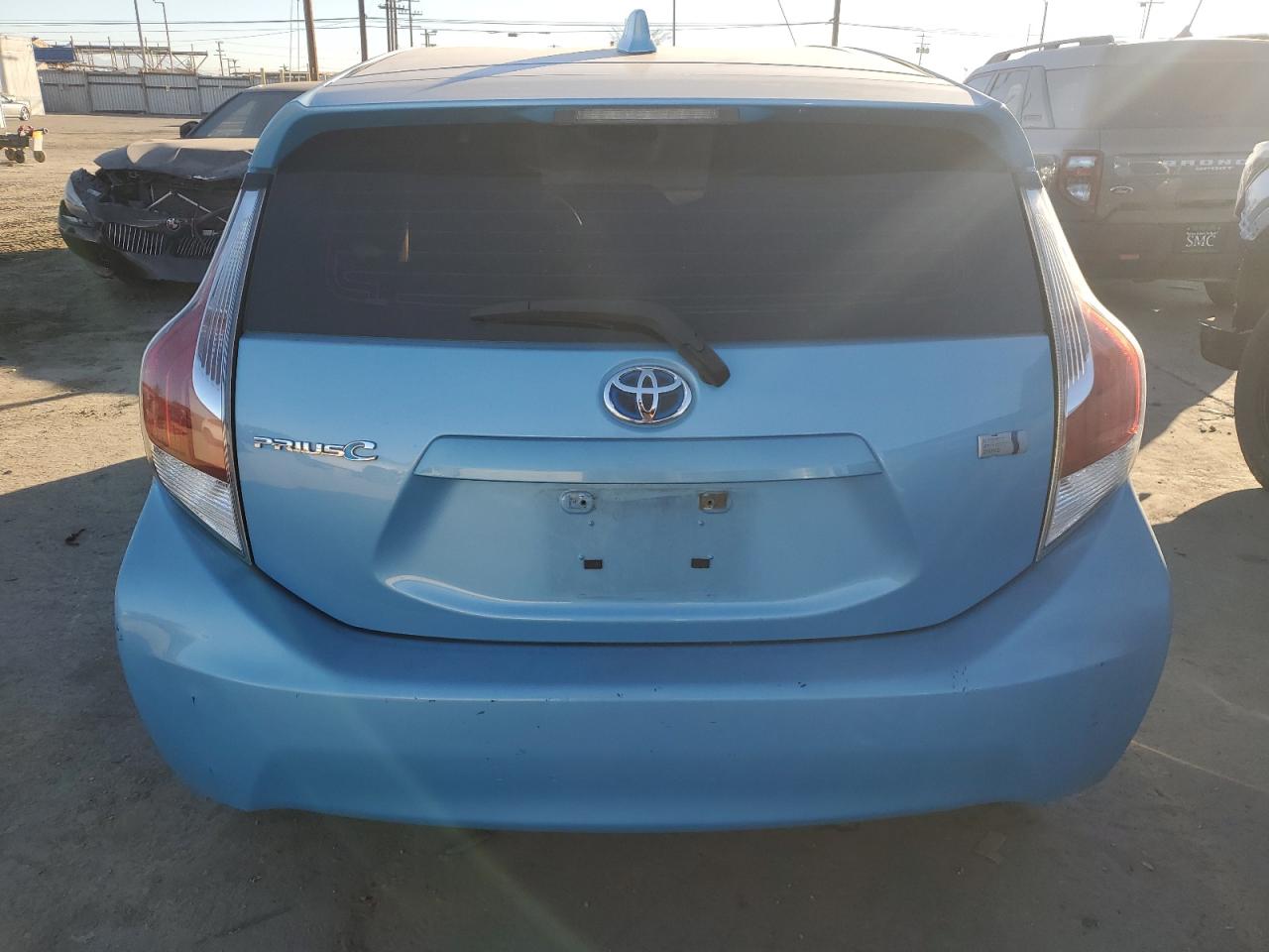 2015 Toyota Prius - Image 6