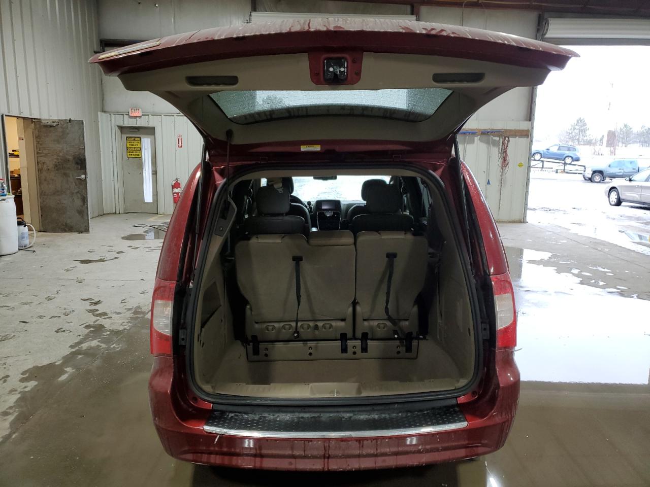 2012 Chrysler Town & Country - Image 6