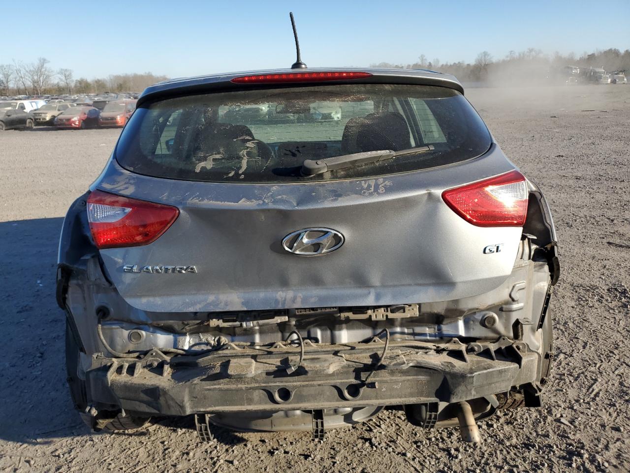 2014 Hyundai Elantra - Image 6