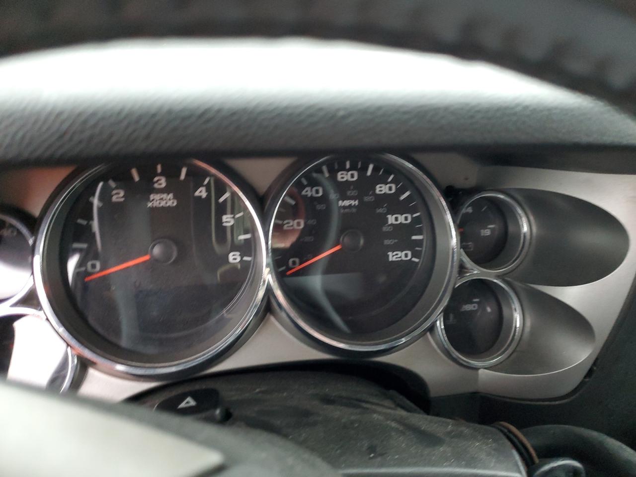 2009 Chevrolet Silverado - Image 9