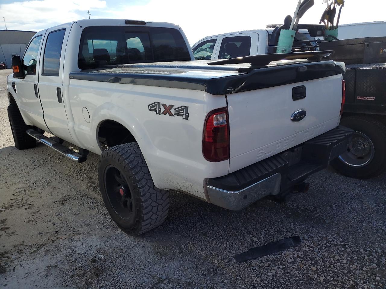 2009 Ford F250 - Image 3