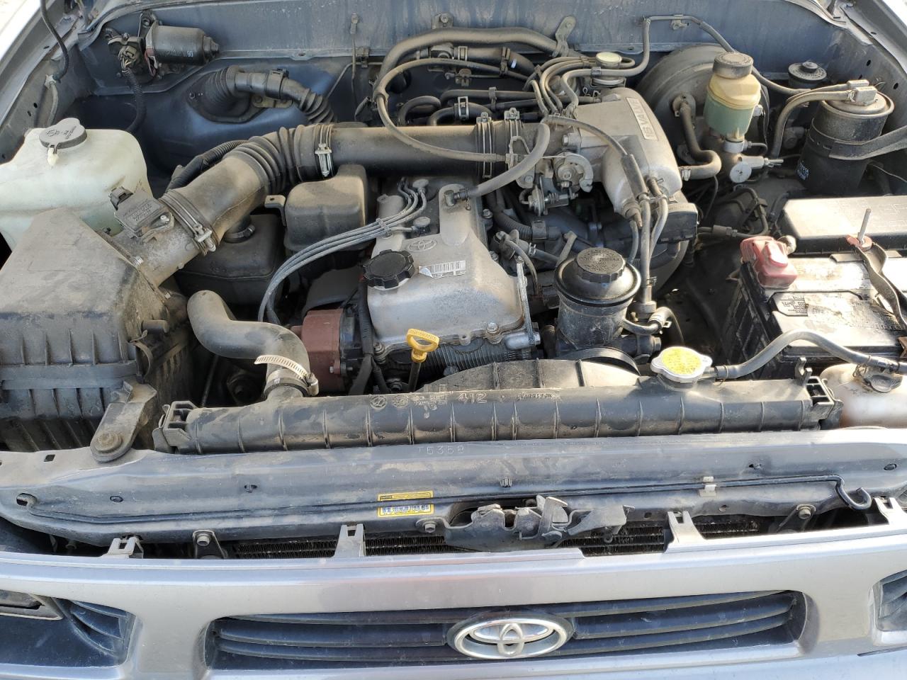 1995 Toyota Tacoma - Image 11