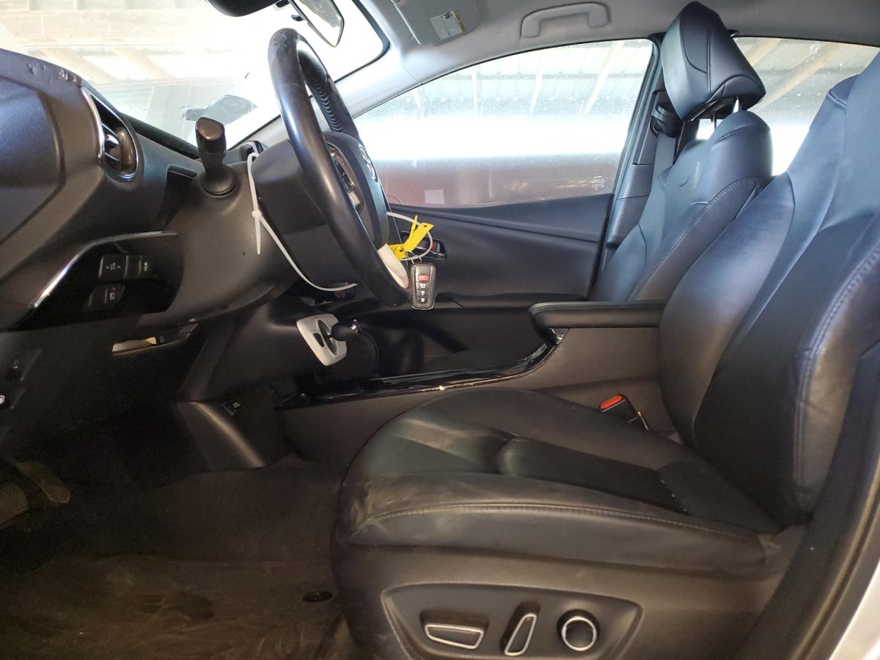 2017 Toyota Prius - Image 7