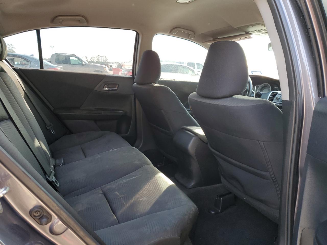2015 Honda Accord - Image 10