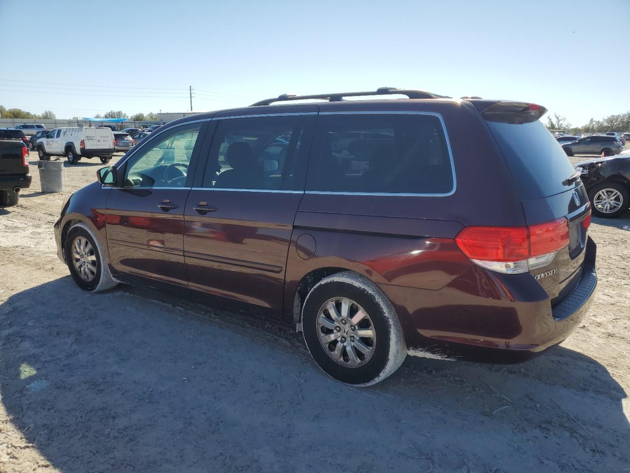 2009 Honda Odyssey - Image 2