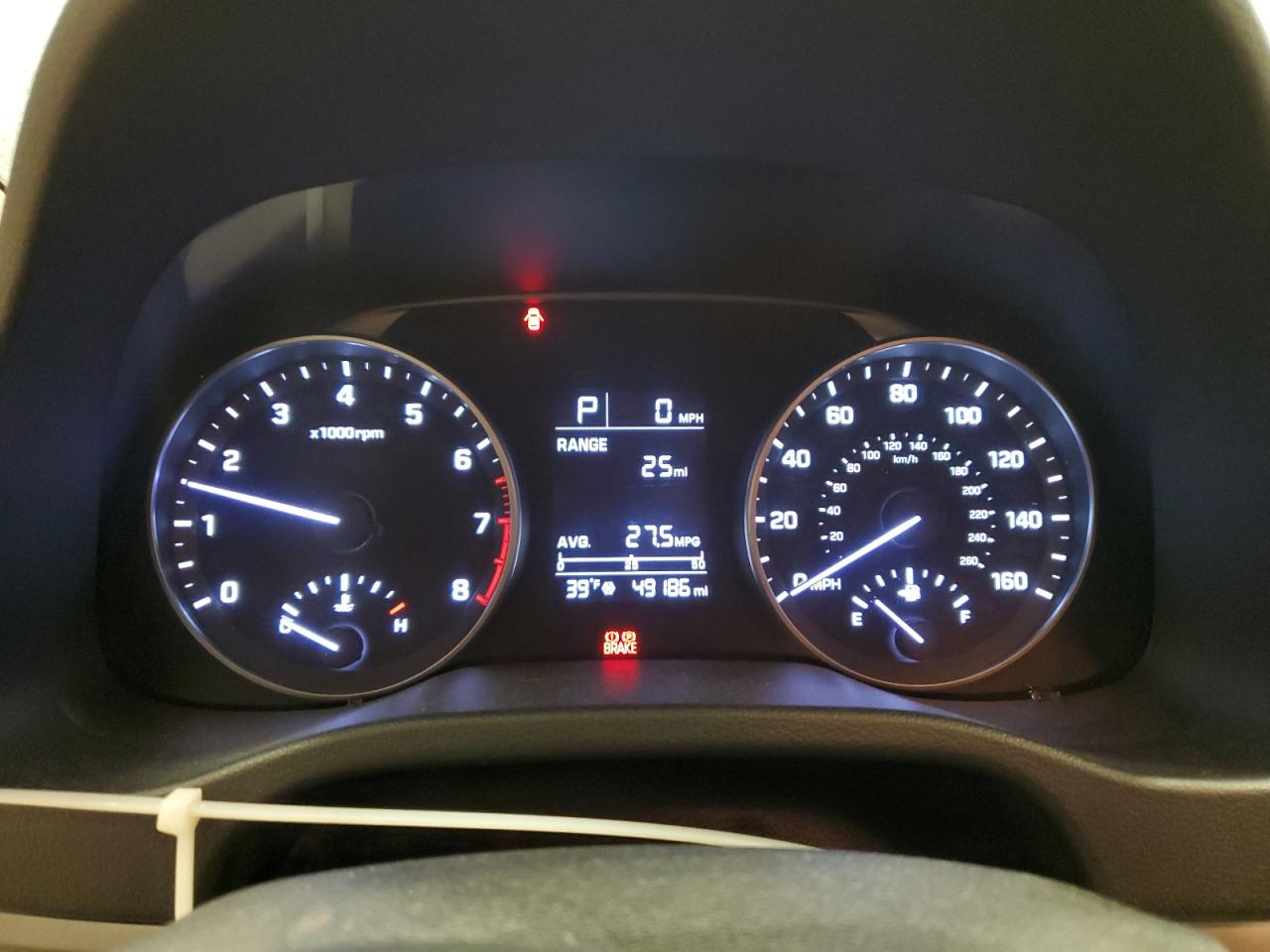 2017 Hyundai Elantra - Image 9