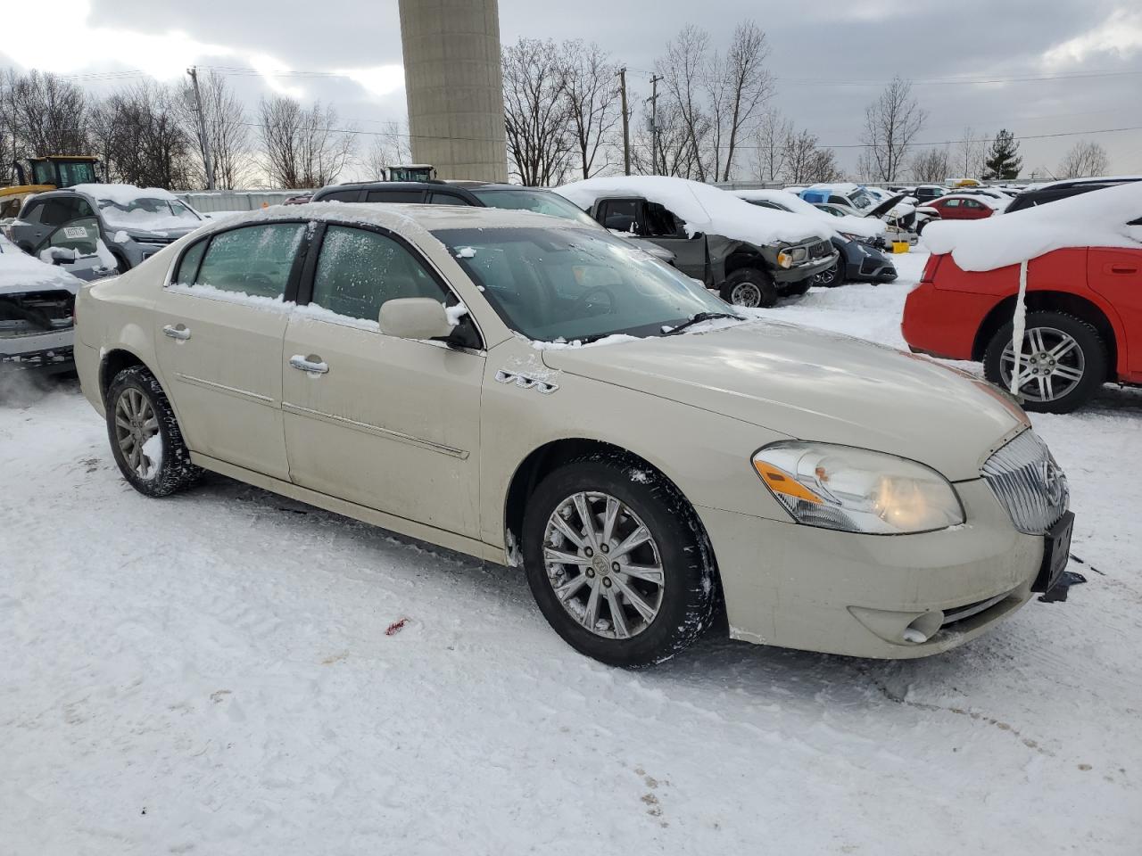 2010 Buick Lucerne - Image 4