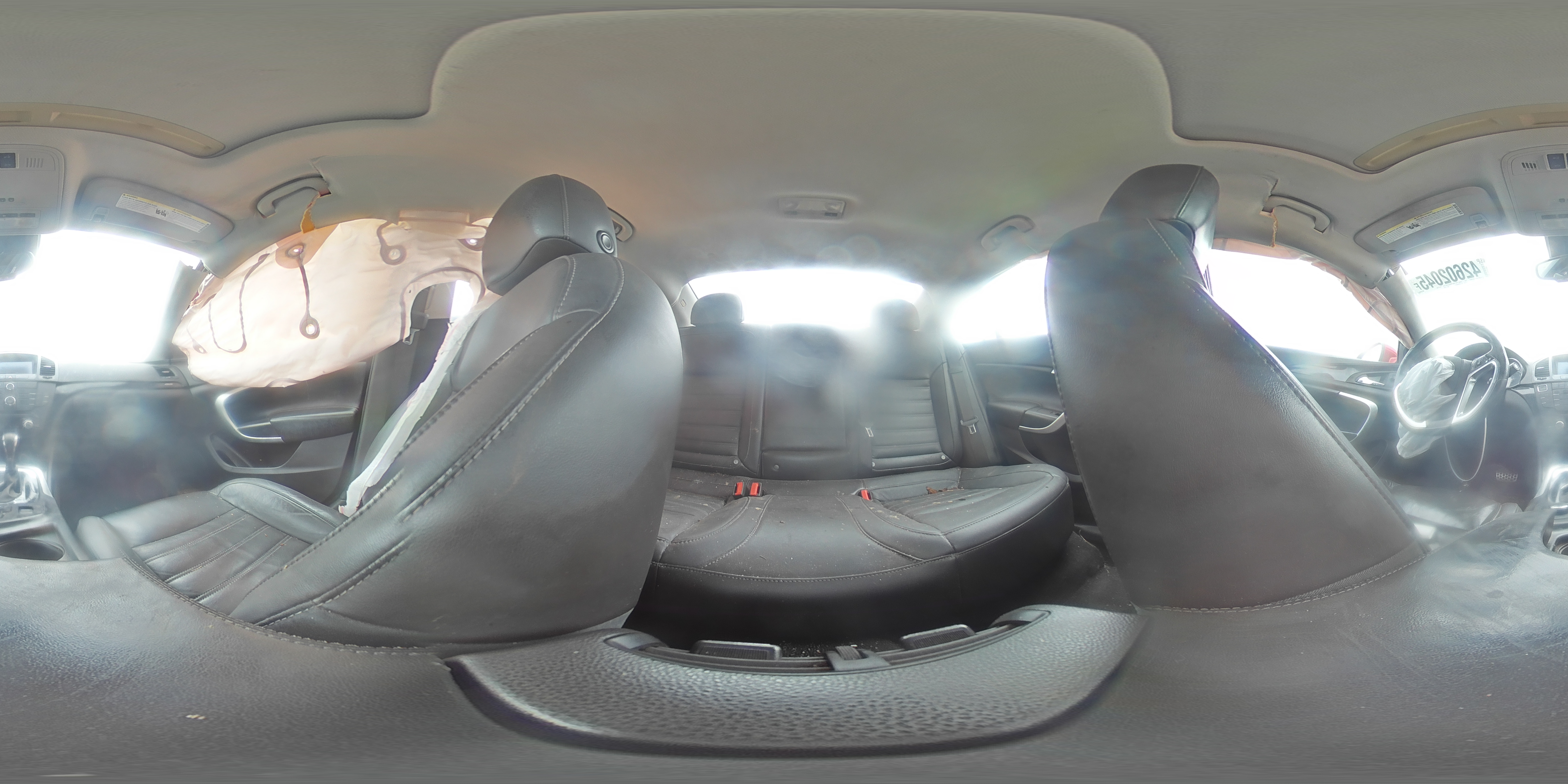 2013 Buick Regal - Image 12
