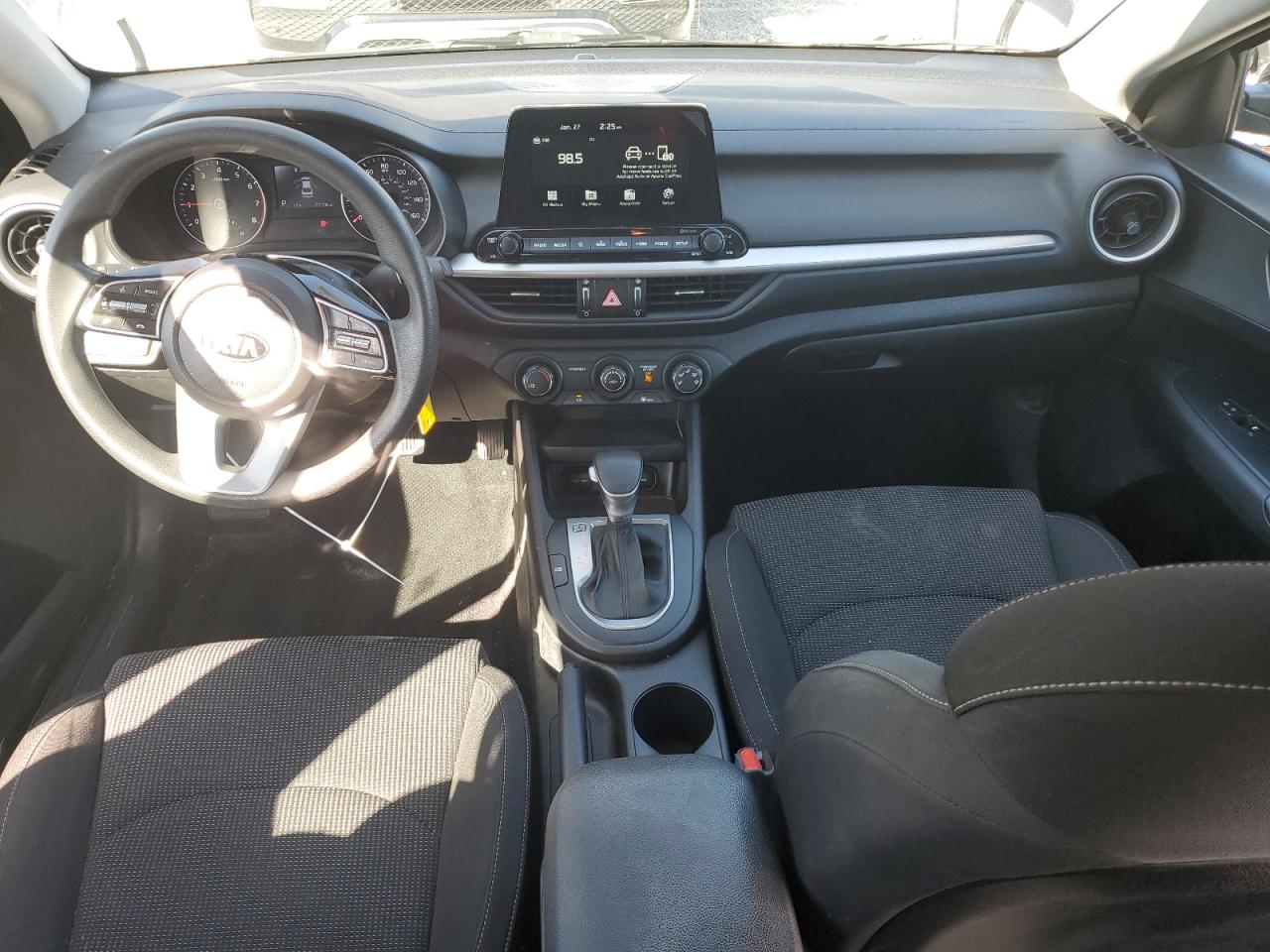 2020 Kia Forte - Image 8