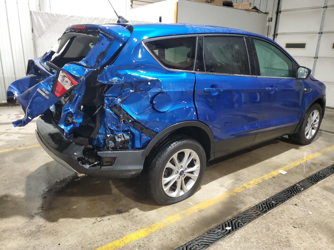 2019 Ford Escape - Image 3