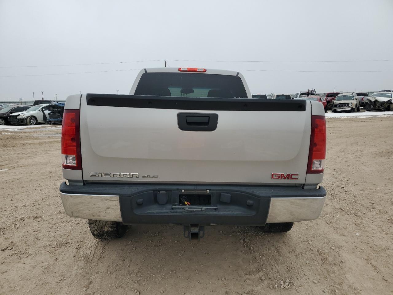 2007 GMC Sierra - Image 6