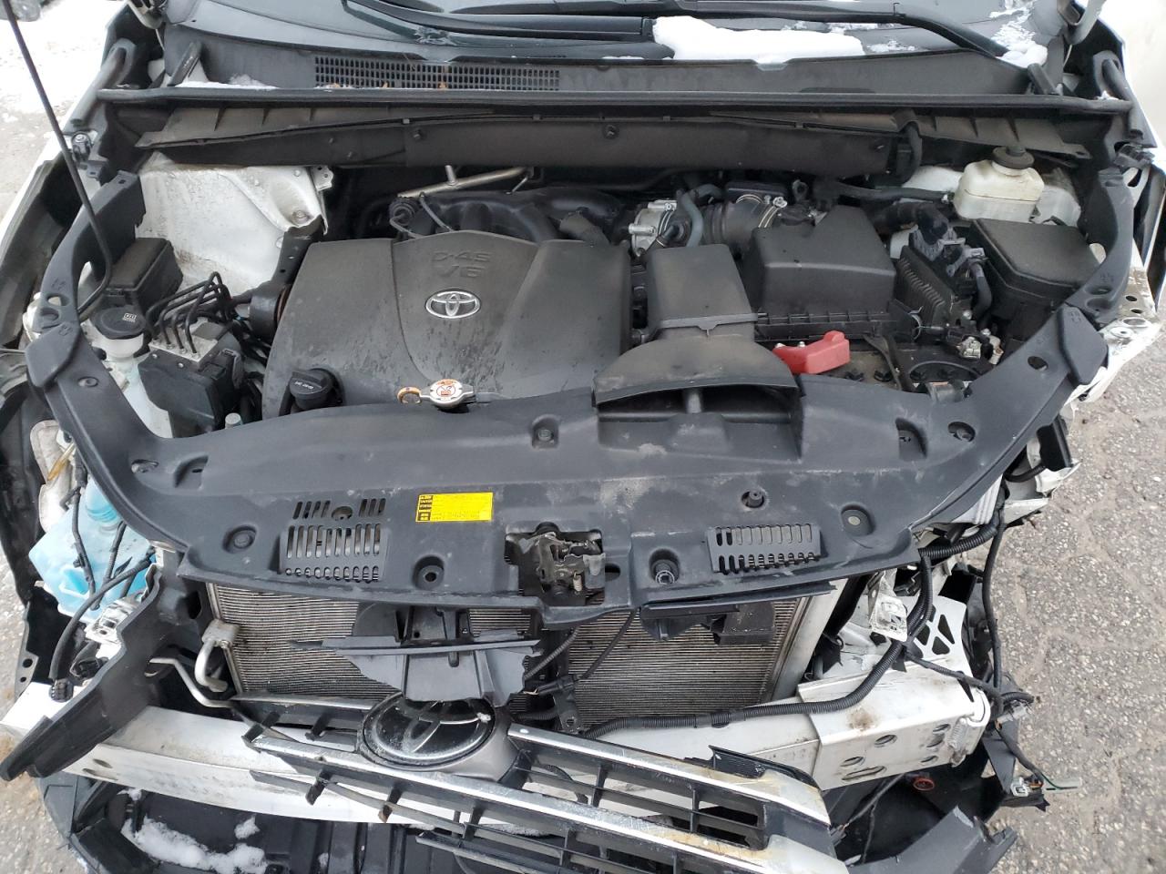 2019 Toyota Highlander - Image 14