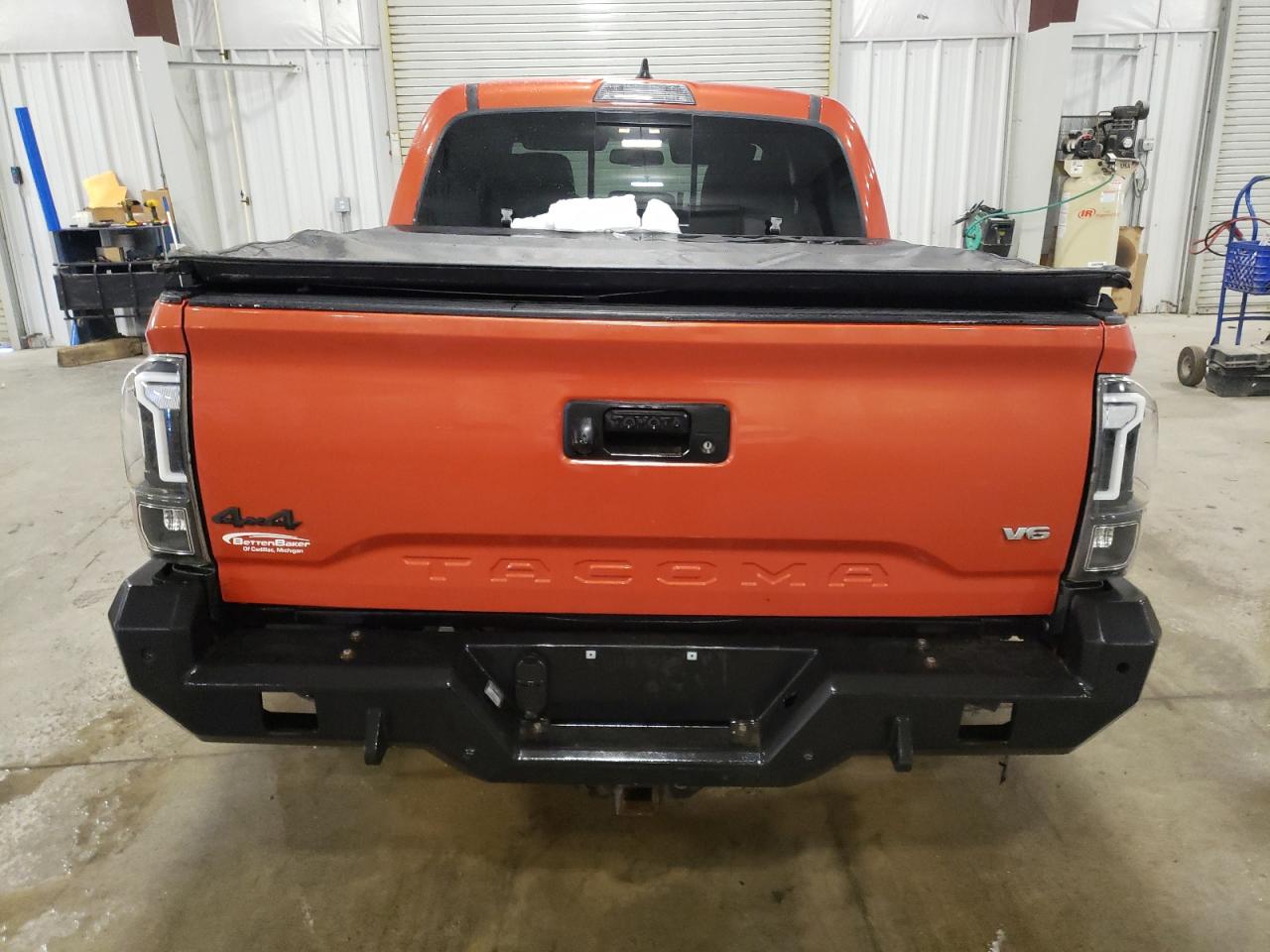 2017 Toyota Tacoma - Image 6