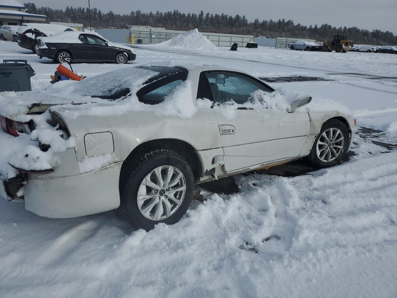 VIN: JA3AM84J9SY029316 Auction: COPART Lot: 42422485 Location: ME - WINDHAM VIN: JA3AM84J9SY029316 MITSUBISHI 3000GT 1995 BEIGE Photo 3