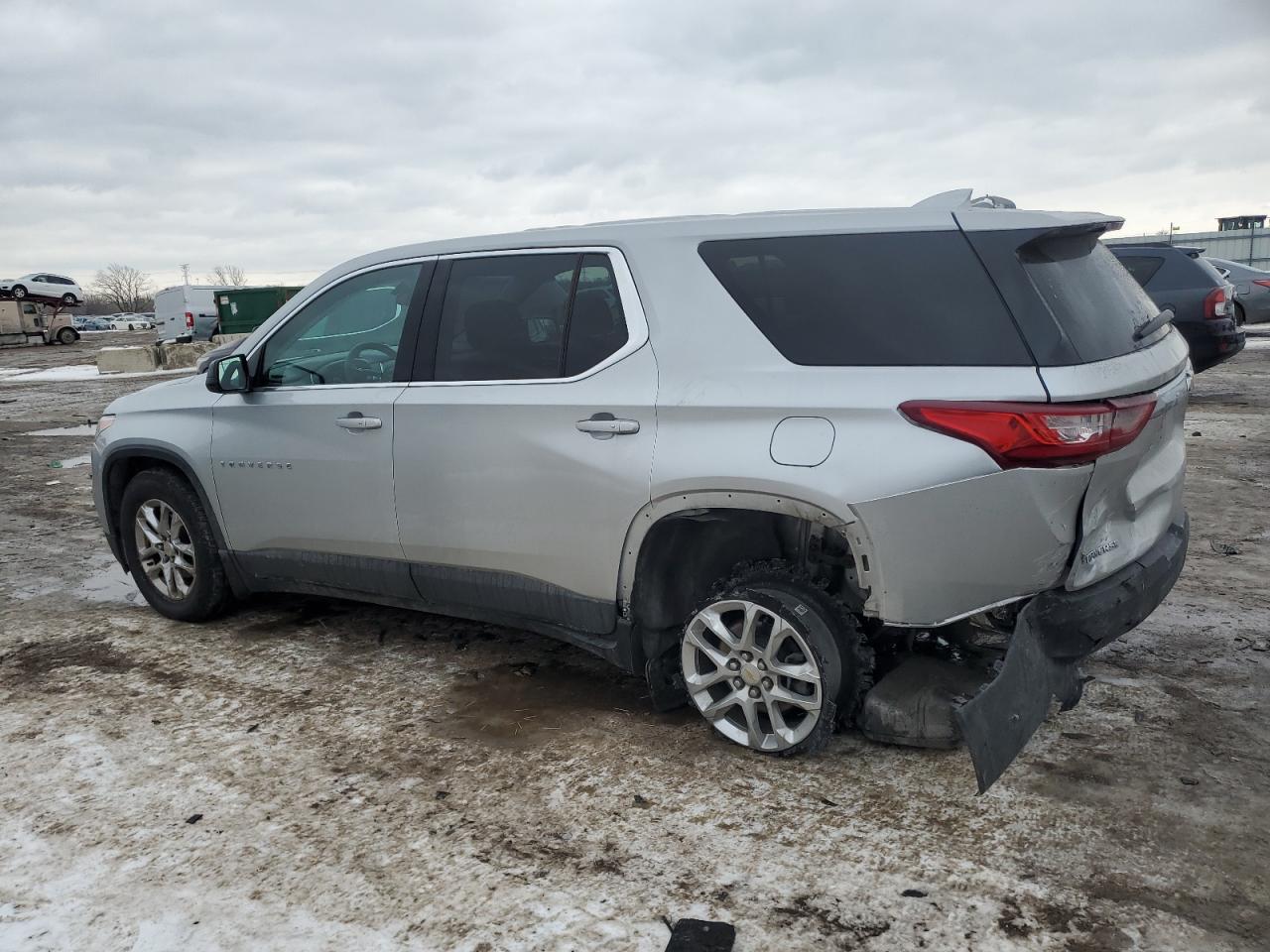 2018 Chevrolet Traverse - Image 2