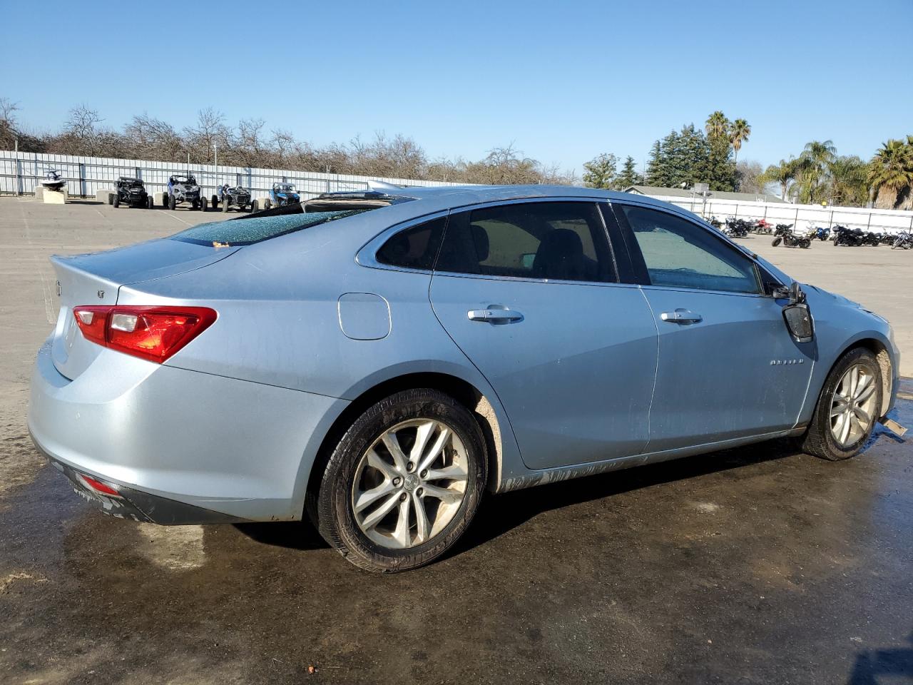 2017 Chevrolet Malibu - Image 3