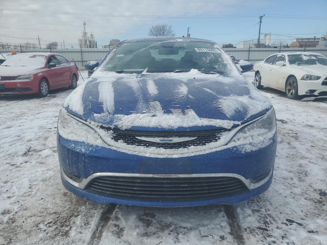 2016 Chrysler 200 - Image 5