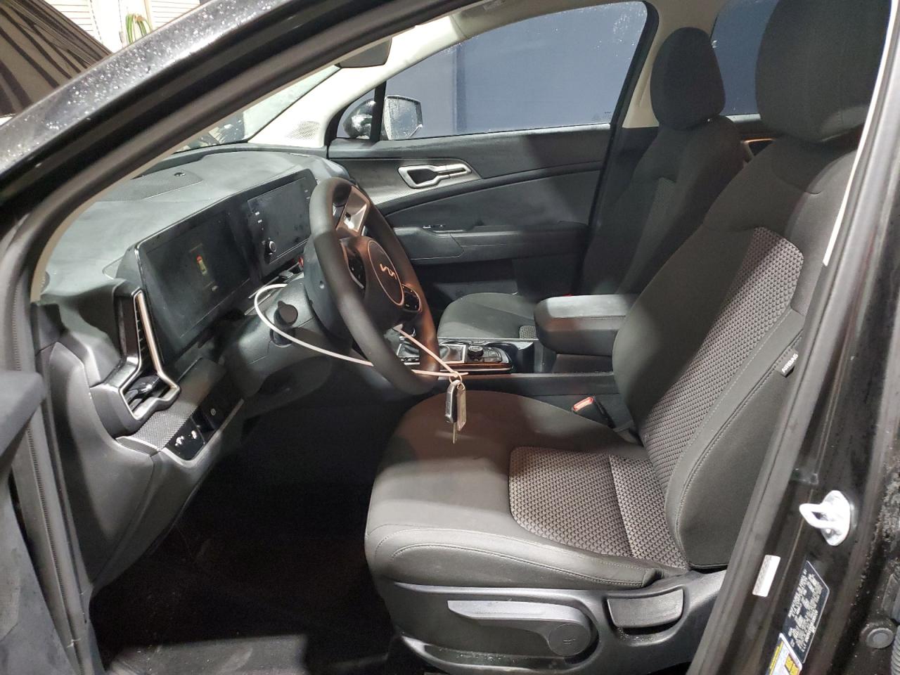 2024 Kia Sportage - Image 7