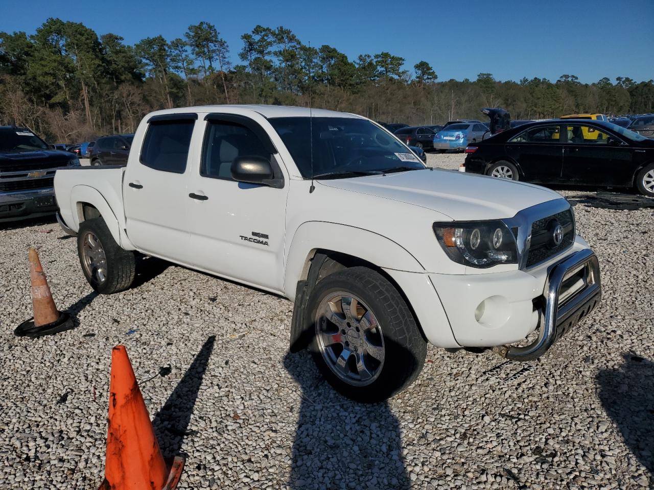 2011 Toyota Tacoma - Image 4
